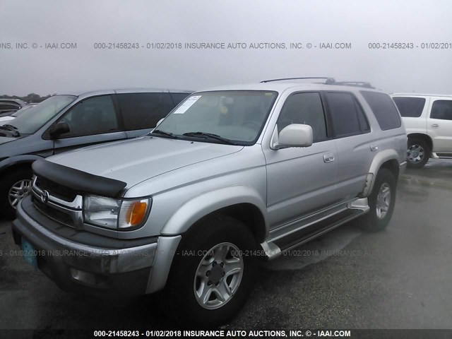 JT3GN86R020225319 - 2002 TOYOTA 4RUNNER SR5 SILVER photo 2