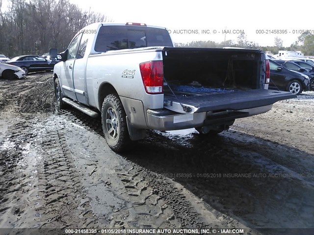 1N6AA06B94N561474 - 2004 NISSAN TITAN XE/SE/LE SILVER photo 3