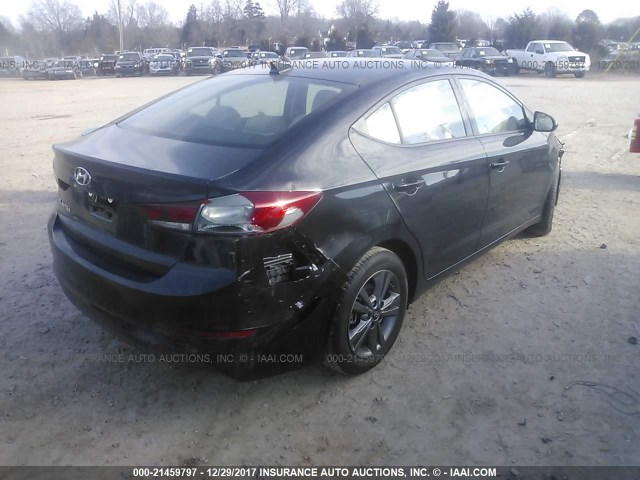 5NPD84LF4JH242795 - 2018 HYUNDAI ELANTRA SEL/VALUE/LIMITED BLACK photo 4