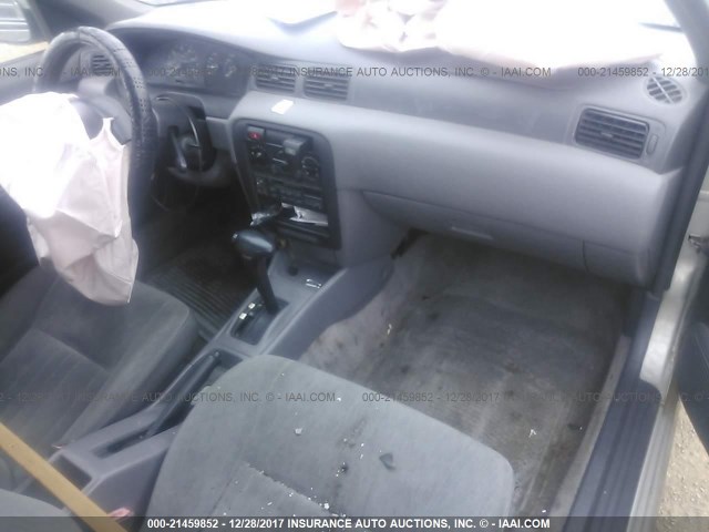 3N1AB41D7TL014706 - 1996 NISSAN SENTRA XE/GXE GRAY photo 5