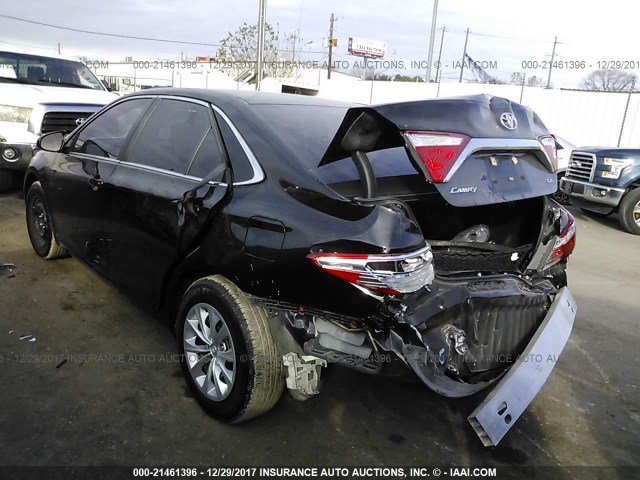 4T4BF1FK4GR555267 - 2016 TOYOTA CAMRY LE/XLE/SE/XSE BLACK photo 3