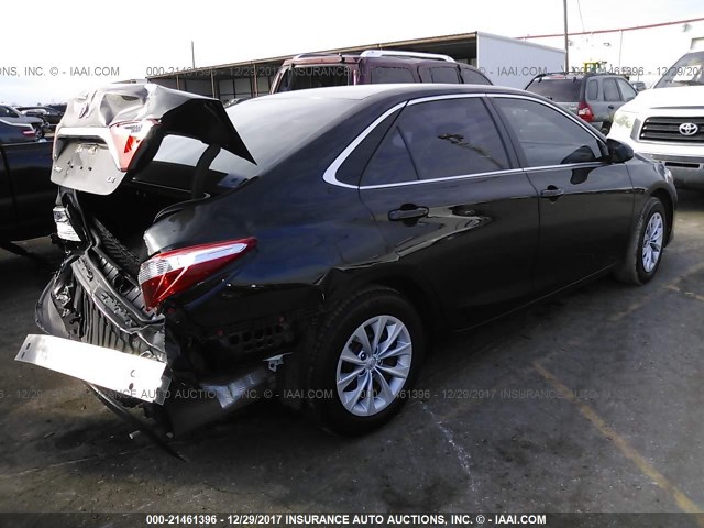 4T4BF1FK4GR555267 - 2016 TOYOTA CAMRY LE/XLE/SE/XSE BLACK photo 4