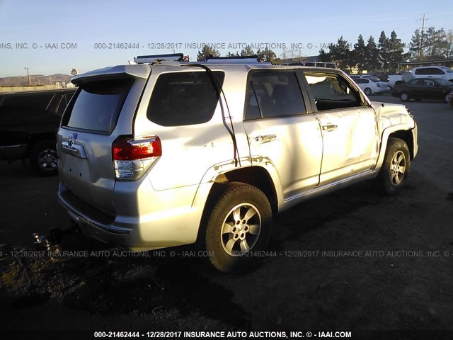 JTEBU5JR6D5116833 - 2013 TOYOTA 4RUNNER SR5/LIMITED/TRAIL SILVER photo 4