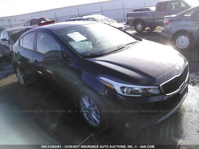 3KPFL4A7XHE016875 - 2017 KIA FORTE LX/S BLACK photo 1