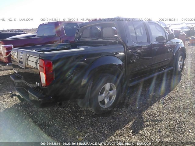 1N6AD07U28C434347 - 2008 NISSAN FRONTIER CREW CAB LE/SE/OFF ROAD BLACK photo 4