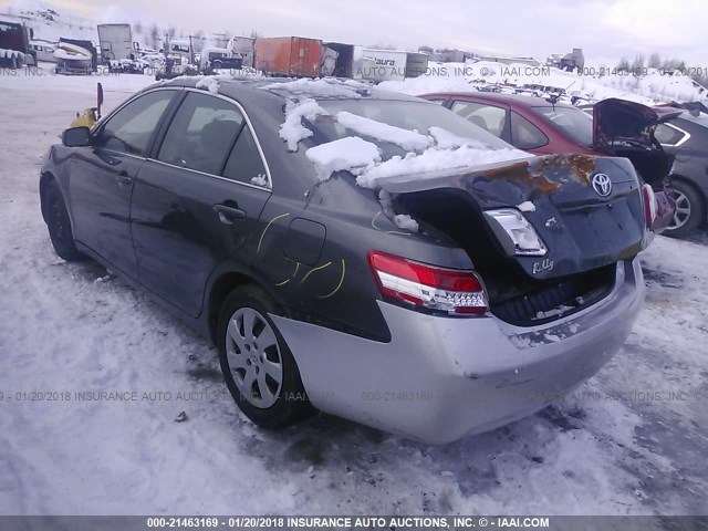 4T4BF3EK8AR015456 - 2010 TOYOTA CAMRY SE/LE/XLE GRAY photo 3