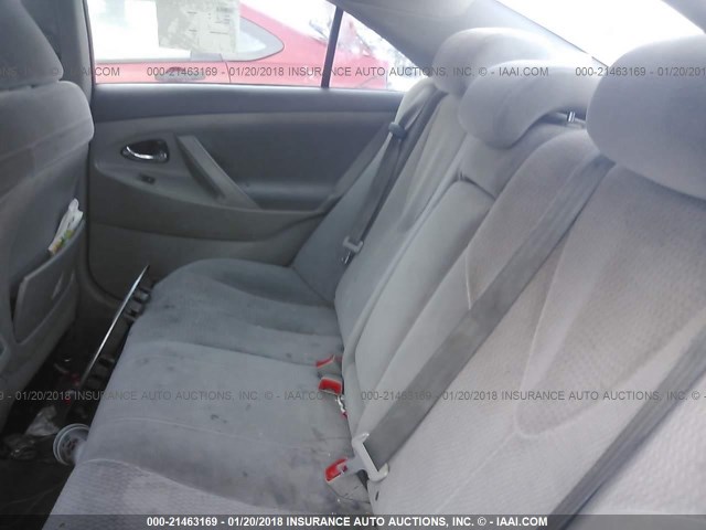 4T4BF3EK8AR015456 - 2010 TOYOTA CAMRY SE/LE/XLE GRAY photo 8