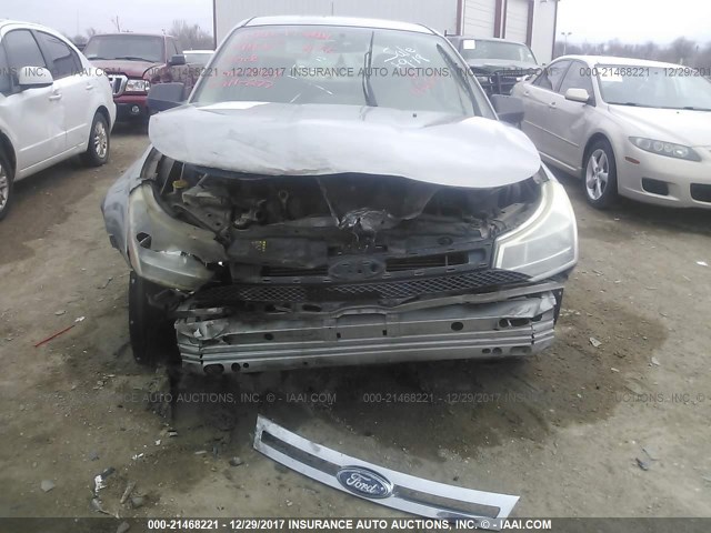 1FAHP35N08W134753 - 2008 FORD FOCUS SE/SEL/SES GRAY photo 6