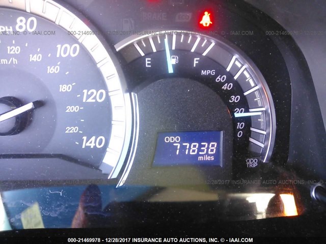 4T1BF1FK5CU181403 - 2012 TOYOTA CAMRY SE/LE/XLE ვერცხლისფერი ფოტო 7