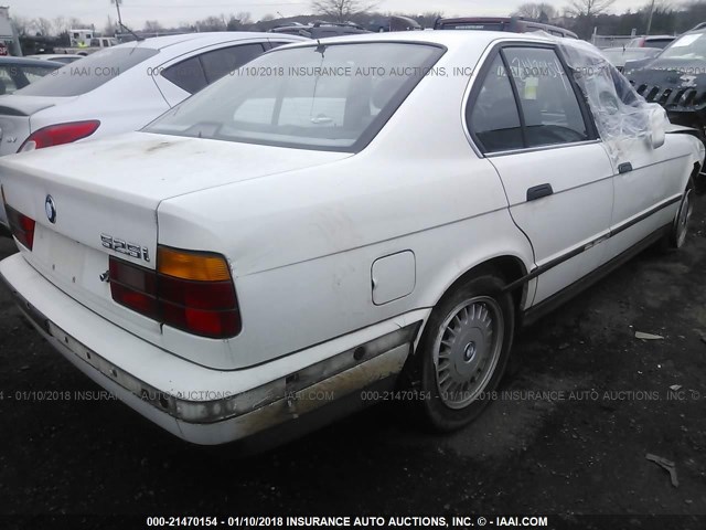 WBAHD6316MBJ60616 - 1991 BMW 525 I AUTOMATIC WHITE photo 4