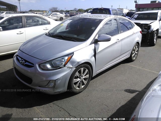 KMHCU4AE4DU444317 - 2013 HYUNDAI ACCENT GLS/SE SILVER photo 2