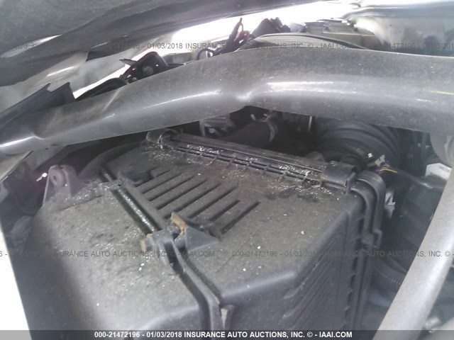 2G2WP582381136894 - 2008 PONTIAC GRAND PRIX WHITE photo 10