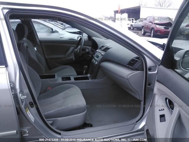 4T1BE46K39U862883 - 2009 TOYOTA CAMRY SE/LE/XLE 银色 照片 5