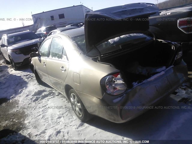 4T1BE32K84U933956 - 2004 TOYOTA CAMRY LE/XLE/SE GOLD photo 3