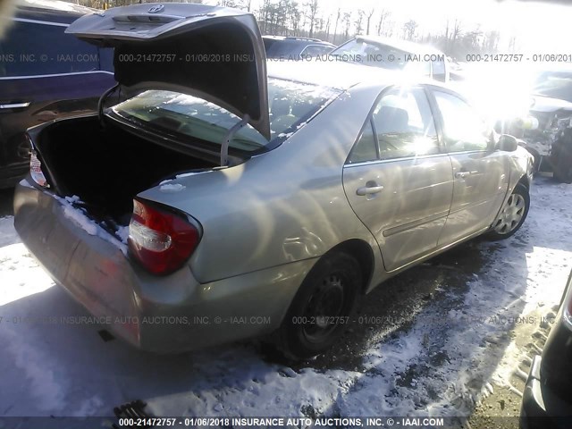 4T1BE32K84U933956 - 2004 TOYOTA CAMRY LE/XLE/SE GOLD photo 4
