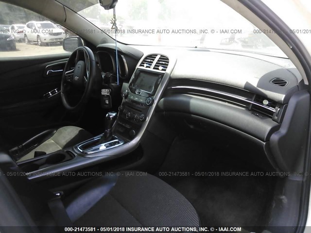 1G11D5RR3DF112875 - 2013 CHEVROLET MALIBU 1LT WHITE photo 5