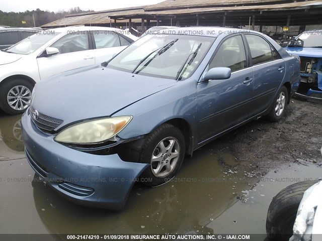 JTDBE32K340262286 - 2004 TOYOTA CAMRY LE/XLE BLUE photo 2