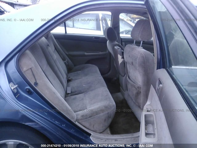 JTDBE32K340262286 - 2004 TOYOTA CAMRY LE/XLE BLUE photo 8