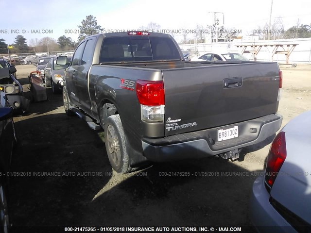 5TFRM5F13CX046068 - 2012 TOYOTA TUNDRA DOUBLE CAB SR5 BROWN photo 3