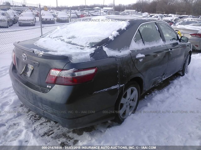 4T1BE46K67U161879 - 2007 TOYOTA CAMRY NEW GENERAT CE/LE/XLE/SE GRAY photo 4