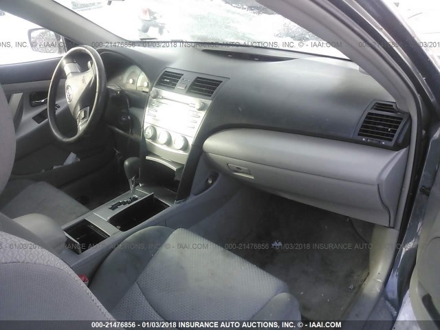 4T1BE46K67U161879 - 2007 TOYOTA CAMRY NEW GENERAT CE/LE/XLE/SE GRAY photo 5