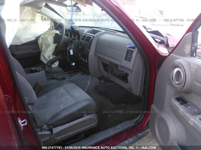 1D8GT28K57W596948 - 2007 DODGE NITRO SXT RED photo 5