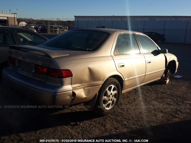 JT2BF22K2Y0257554 - 2000 TOYOTA CAMRY CE/LE/XLE GOLD photo 4