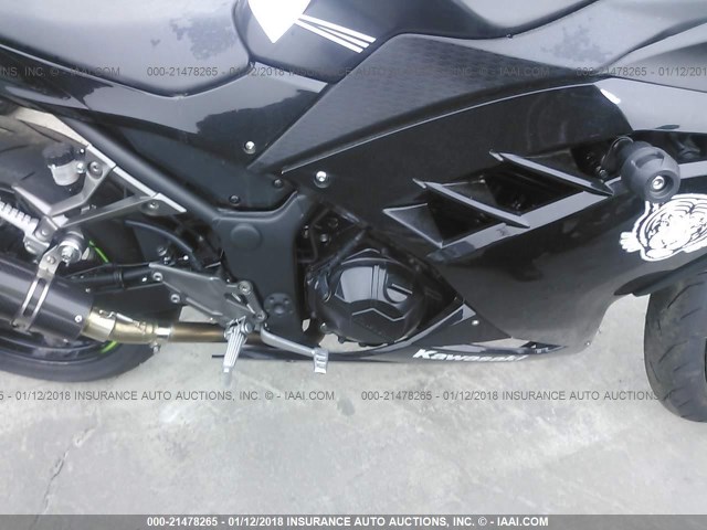 JKAEX8B1XHDA40576 - 2017 KAWASAKI EX300 B BLACK photo 8