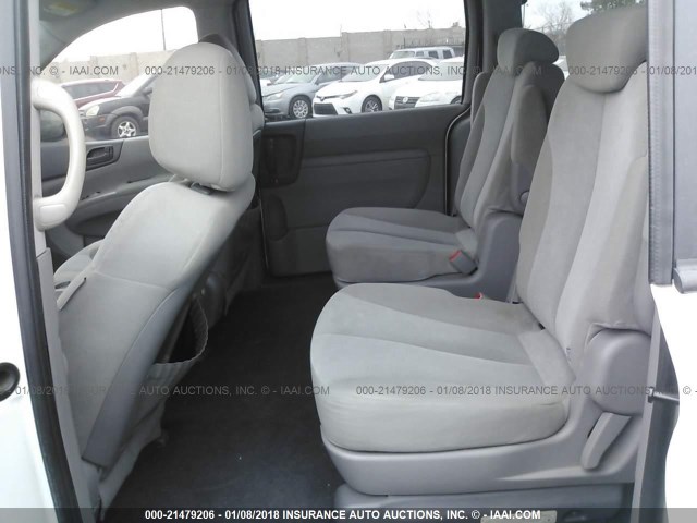 KNDMG4C34A6333200 - 2010 KIA SEDONA LX WHITE photo 8