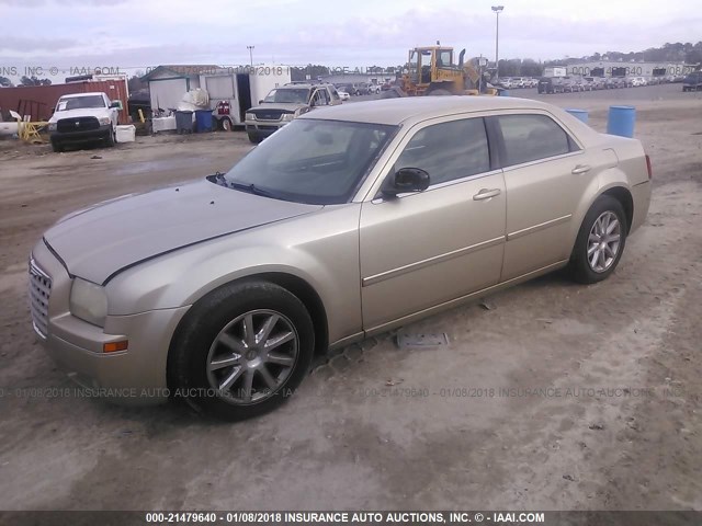 2C3KA53G87H679490 - 2007 CHRYSLER 300 TOURING TAN photo 2