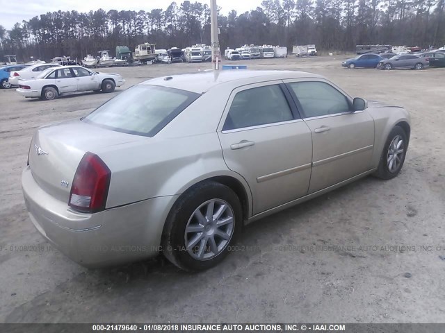 2C3KA53G87H679490 - 2007 CHRYSLER 300 TOURING TAN photo 4