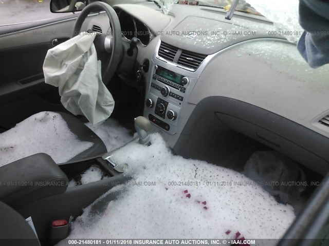 1G1ZG57B58F295704 - 2008 CHEVROLET MALIBU LS ნაცრისფერი ფოტო 5