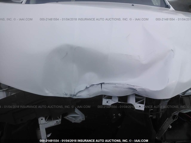 2C3CCAAG5FH931964 - 2015 CHRYSLER 300 LIMITED WHITE photo 10