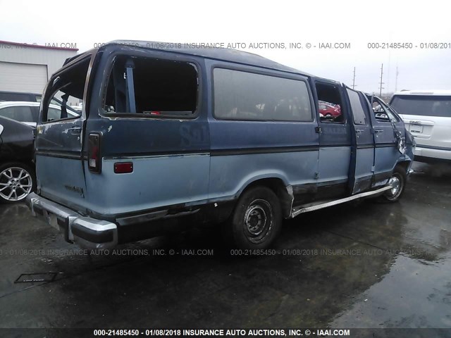 2B5WB35Z2NK106672 - 1992 DODGE RAM WAGON B350 BLUE photo 4