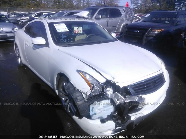 JNKCV64E39M601303 - 2009 INFINITI G37 JOURNEY/SPORT WHITE photo 1