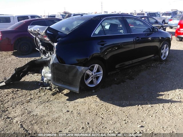 4T1BF1FK5DU722743 - 2013 TOYOTA CAMRY L/SE/LE/XLE BLACK photo 4