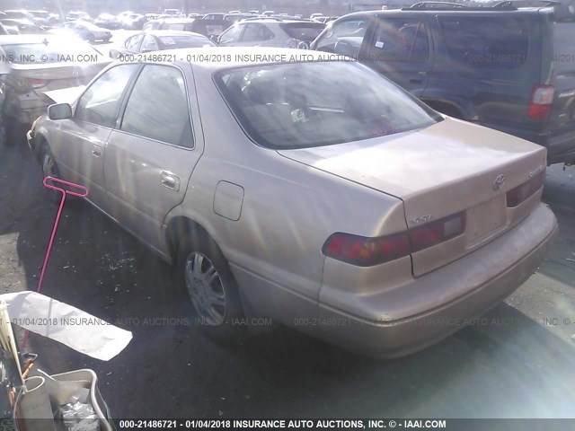 JT2BG28K1X0292508 - 1999 TOYOTA CAMRY LE/XLE GOLD photo 3