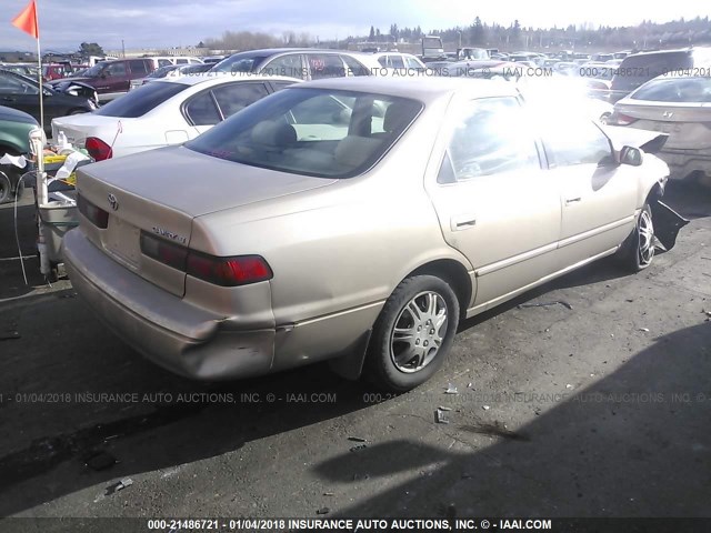 JT2BG28K1X0292508 - 1999 TOYOTA CAMRY LE/XLE GOLD photo 4