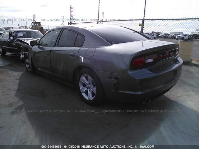 2B3CL3CG4BH567391 - 2011 DODGE CHARGER GRAY photo 3