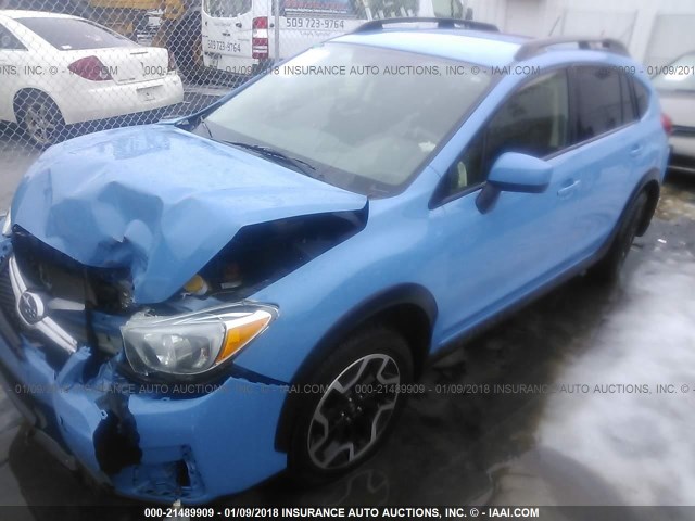 JF2GPABC0H8210880 - 2017 SUBARU CROSSTREK PREMIUM BLUE photo 2