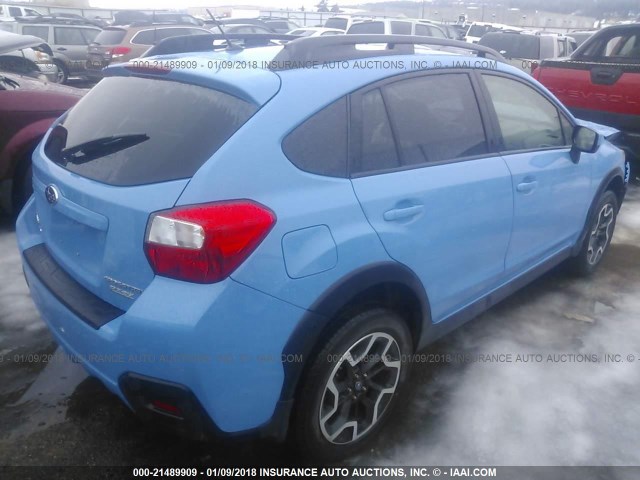 JF2GPABC0H8210880 - 2017 SUBARU CROSSTREK PREMIUM ლურჯი ფოტო 4