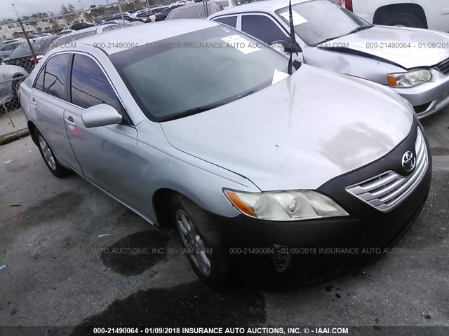 4T1BE46K38U214331 - 2008 TOYOTA CAMRY CE/LE/XLE/SE SILVER photo 1