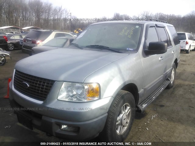 1FMPU16516LA72632 - 2006 FORD EXPEDITION XLT SILVER photo 2