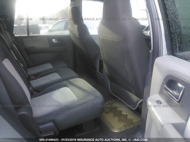 1FMPU16516LA72632 - 2006 FORD EXPEDITION XLT SILVER photo 8