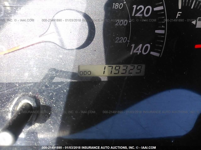 4T1BE32K85U563562 - 2005 TOYOTA CAMRY LE/XLE/SE SILVER photo 7