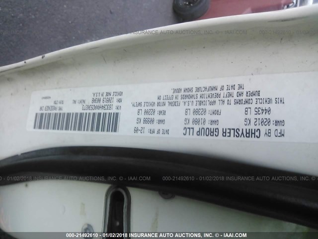 1B3CB4HAXAD530273 - 2010 DODGE CALIBER SXT WHITE photo 9