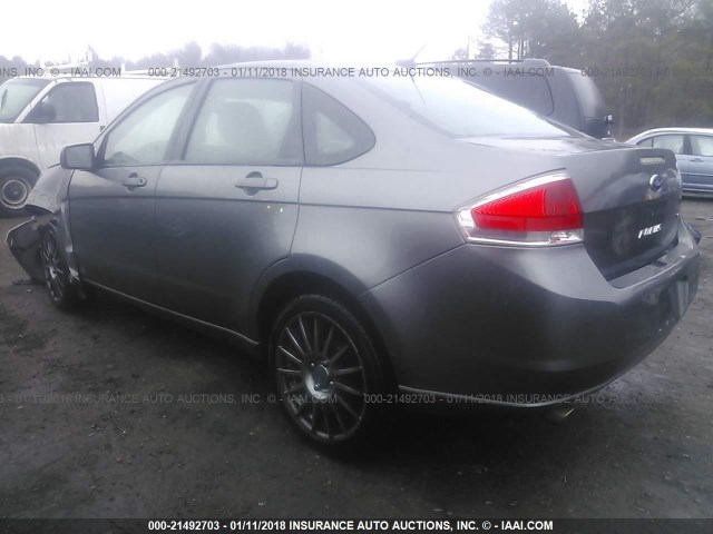 1FAHP3GN6AW179697 - 2010 FORD FOCUS SES GRAY photo 3