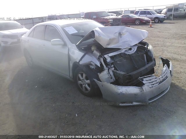 4T1BE46K17U061396 - 2007 TOYOTA CAMRY NEW GENERAT CE/LE/XLE/SE SILVER photo 1