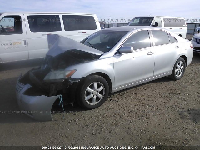 4T1BE46K17U061396 - 2007 TOYOTA CAMRY NEW GENERAT CE/LE/XLE/SE SILVER photo 2