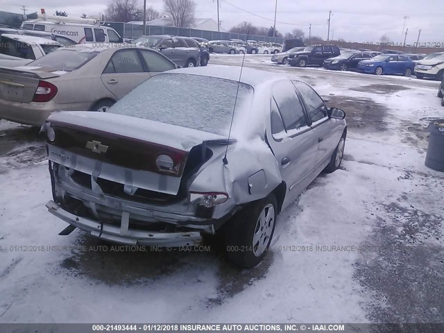 1G1JF52F047167210 - 2004 CHEVROLET CAVALIER LS SILVER photo 4